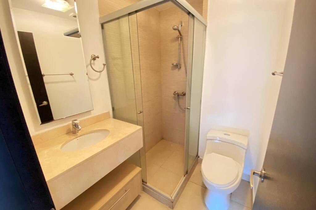 קיטו Chic 3-Bedroom Super Condo. Sleeps 8 And Central. מראה חיצוני תמונה