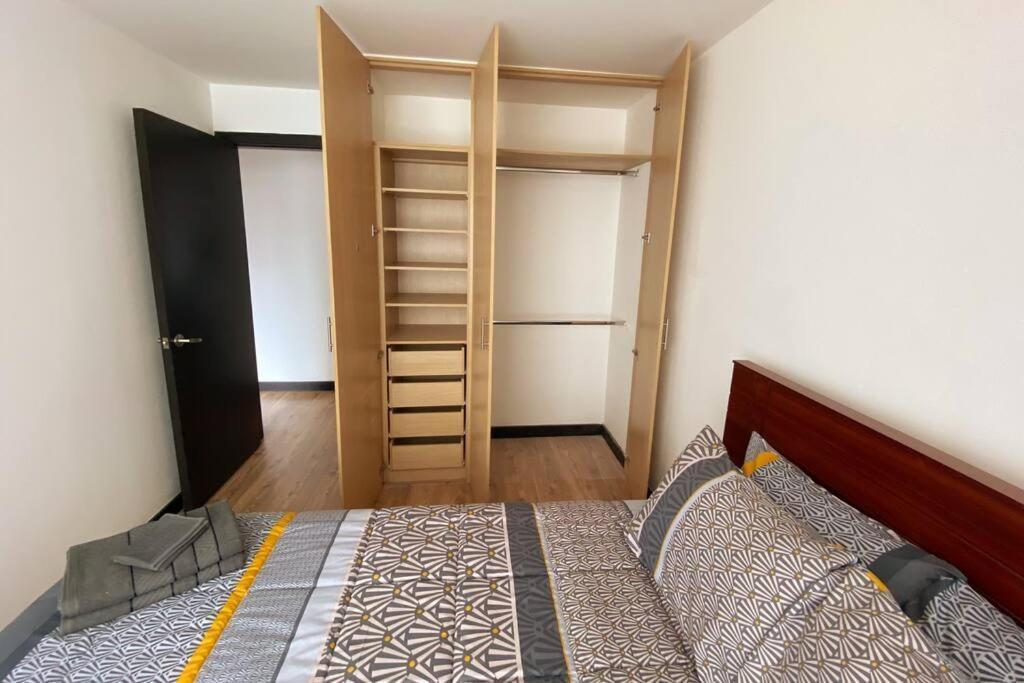 קיטו Chic 3-Bedroom Super Condo. Sleeps 8 And Central. מראה חיצוני תמונה