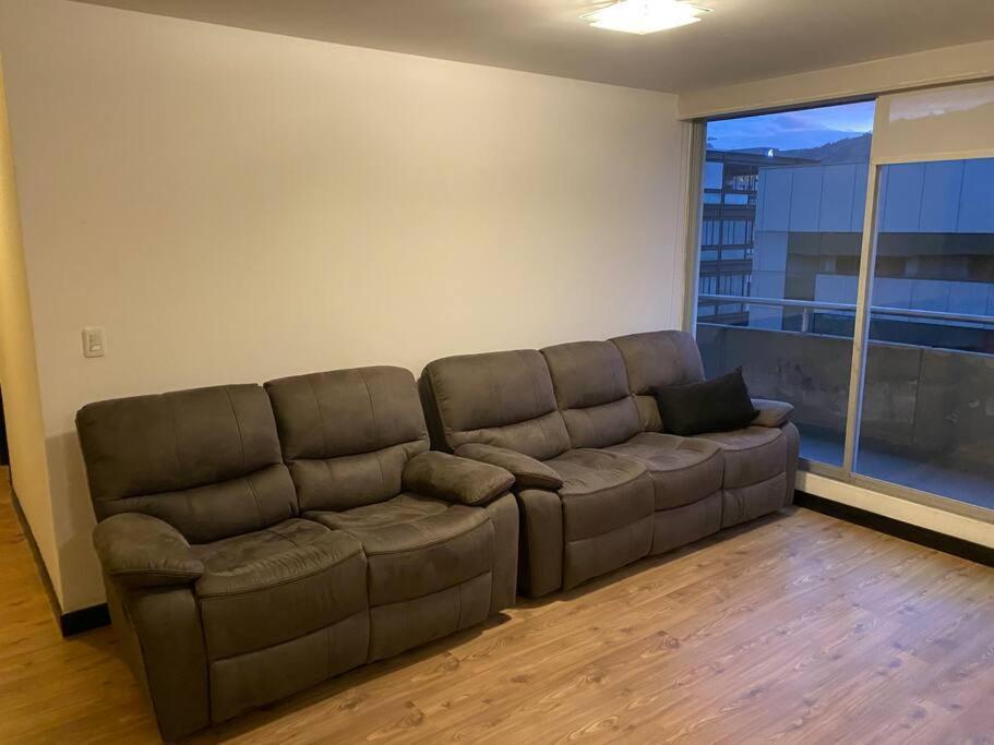 קיטו Chic 3-Bedroom Super Condo. Sleeps 8 And Central. מראה חיצוני תמונה