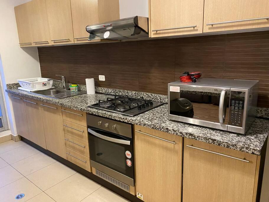 קיטו Chic 3-Bedroom Super Condo. Sleeps 8 And Central. מראה חיצוני תמונה